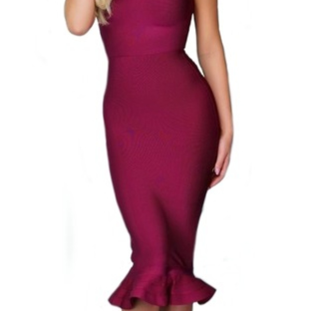 Kizy excellent quality burgundy bandage dress
